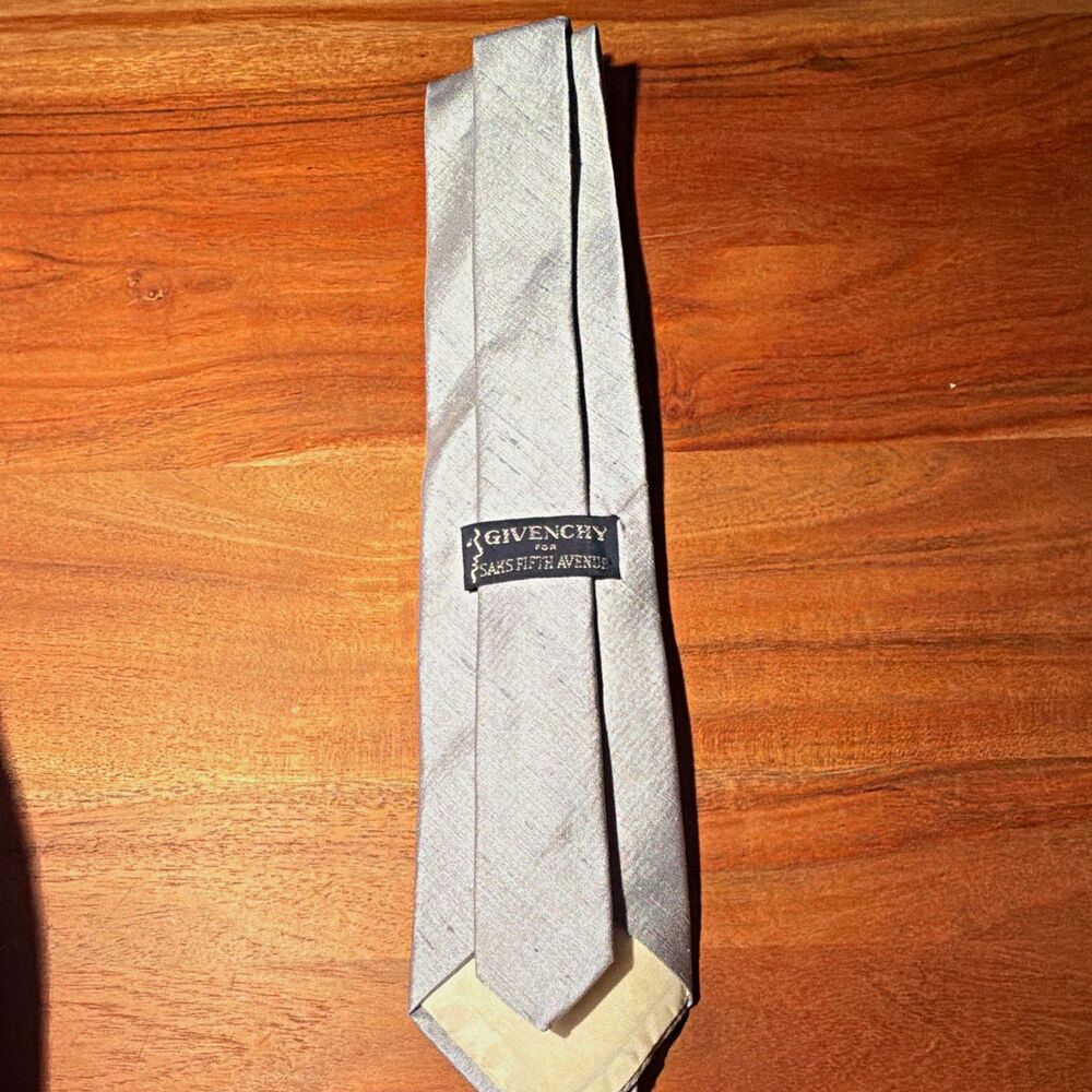 Vintage Givenchy Silver Solid Woven Silk Men's Tie Pointed Classic